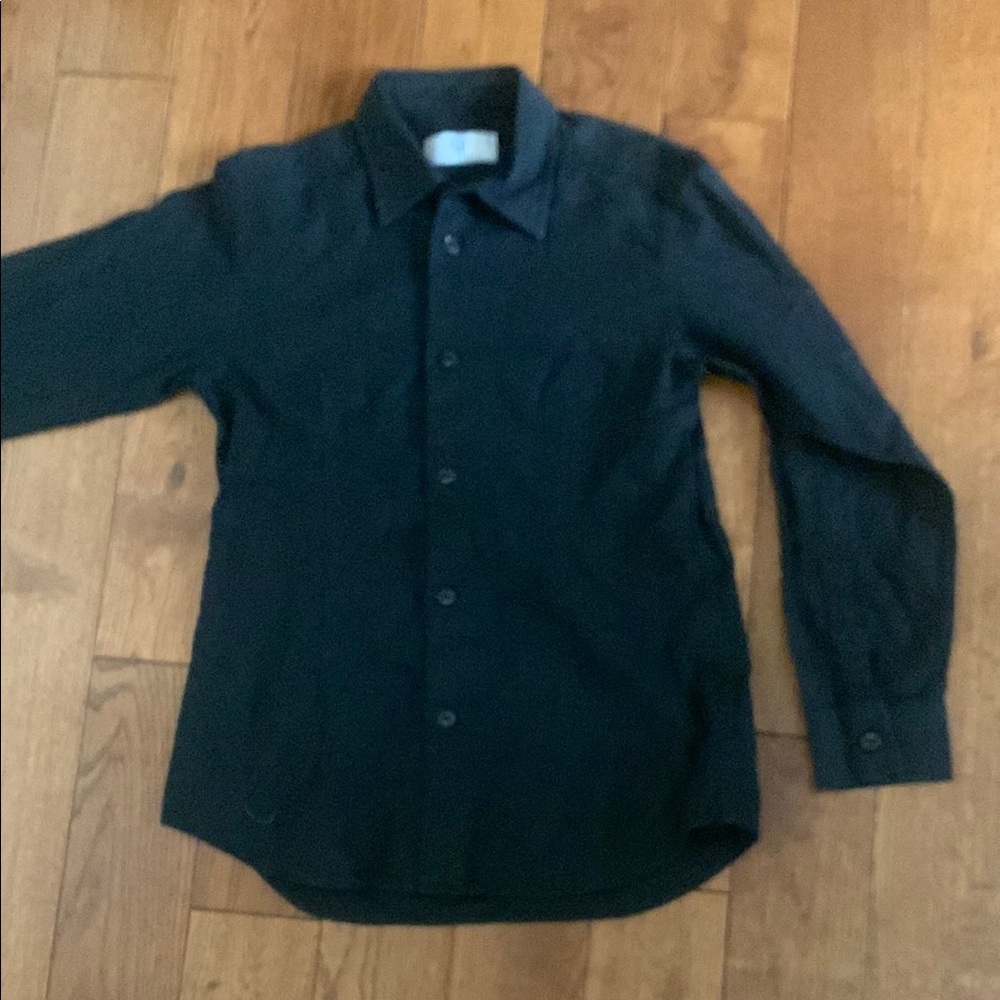 Young Versace boys soft Black Button-Up Shirt size 6/7